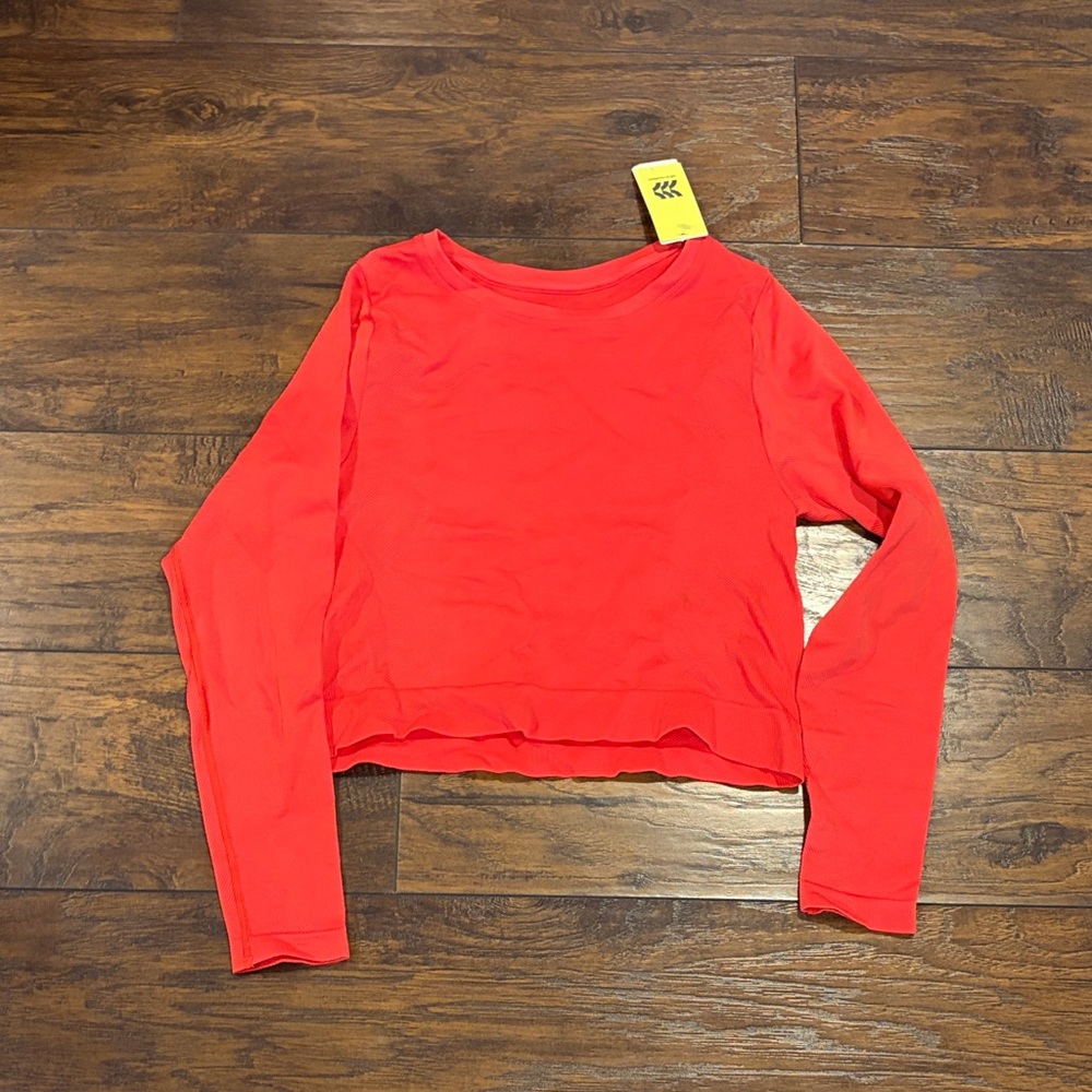 All in Motion Women's  Long Sleeve Red Crop Top NWT